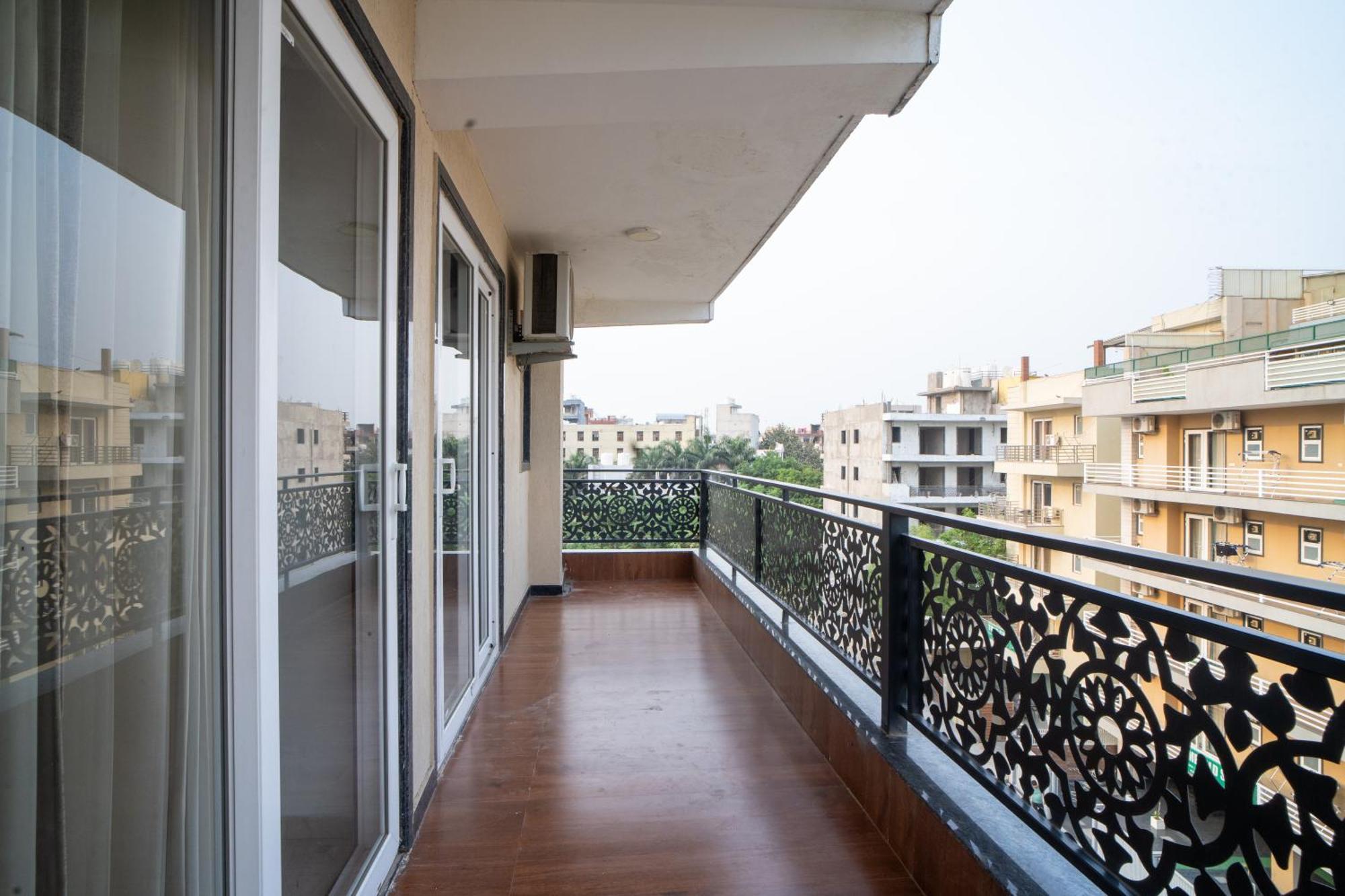 Aster Studio Sec-39 Gurgaon I Fully Furnished 2Bhk Εξωτερικό φωτογραφία